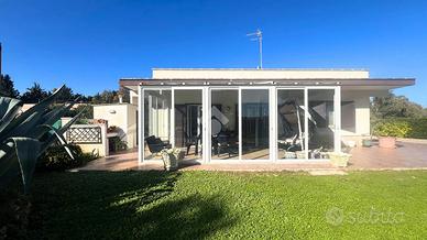 VILLA SINGOLA A BRINDISI