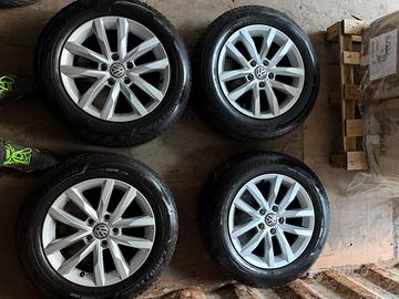 Gomme Volswagen R16