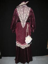 COSTUMI TEATRALI DONNA 800