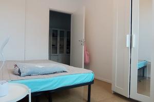 Stanza singola via Jacopo da Pontormo 1, Bergamo