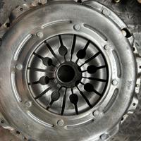 Volano bimassa più meccanicismo frizione (usato)