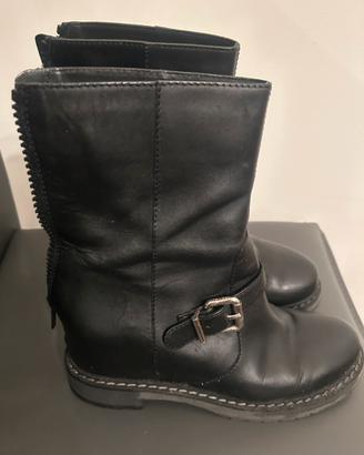 Stivaletti biker donna Fendi