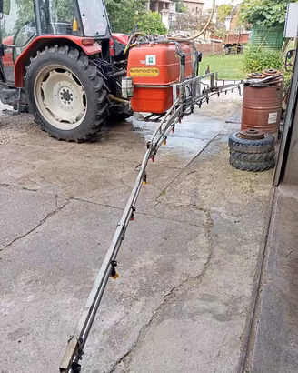 ATTREZZI AGRICOLI