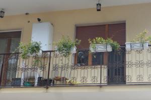 Appartamento con garage primo piano