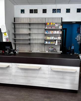 🛋️✨ Arredamento per attività commerciale