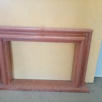 cornice camino in marmo rosso verona
