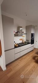 Cucina completa come nuova