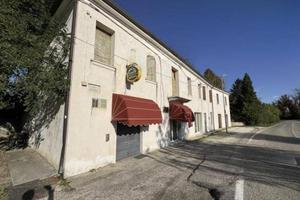 Immobile in asta di 198 m² con 4 locali a Ferrara