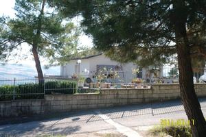 Casa singola con terreno recintato