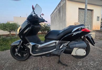 YAMAHA XMAX 250 del 2008 solo 36000 km