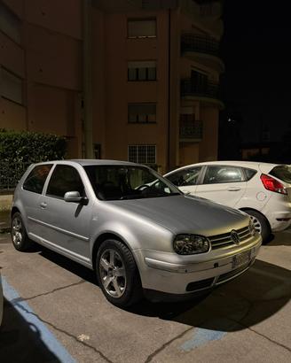Golf 1.9 Tdi 130cv