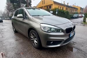 Bmw serie 2 218i 