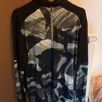 felpa nike sportiva con manicotti , molto leggera