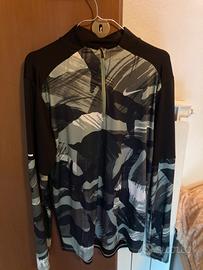 felpa nike sportiva con manicotti , molto leggera