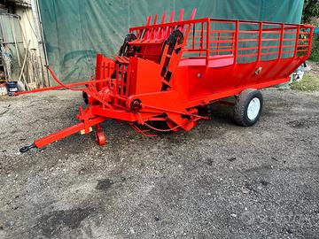 Rimorchio autocaricante