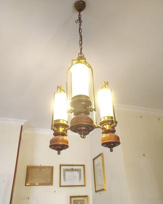 Lampadario vintage 3 luci ottone e legno anni ‘60