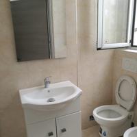 Stanza singola con bagno a trezzano s/n