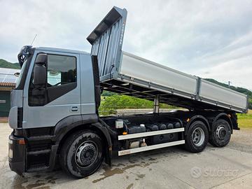 Camion iveco stralis