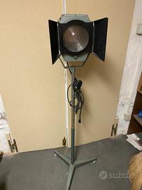 Luce Faro per fotografia vintage (IFF)