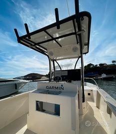 Barca open america da pesca robalo 2320