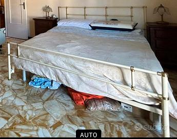 letto matrimoniale in ottone