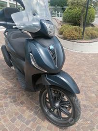 Piaggio Beverly 300 - 2022