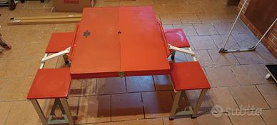 Tavolo pieghevole 4 persone