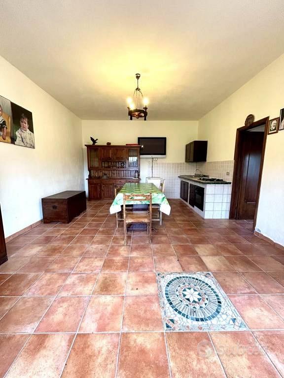 Rustico / Casale di 40 m² con 1 locale a Tuscania - Altro