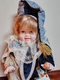 Bambola in porcellana veneziana da collezione