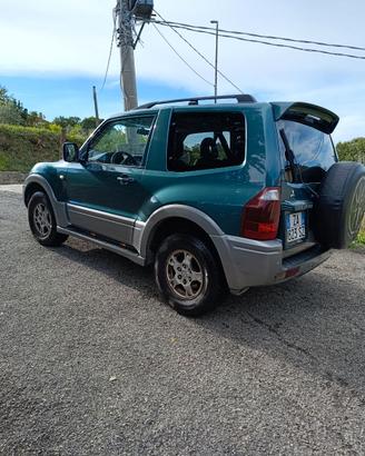 Mitsubishi Pajero 3.2