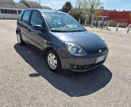 Ford Fiesta 1.4 TDCi 5p. Ghia OK NEOPATENTATI