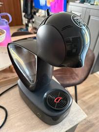 Macchina caffè Nescafé Dolce Gusto