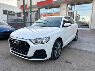 Audi A1 1.0 TFSI Admired-2018-NAVI-SENSORI