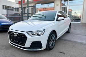 Audi A1 1.0 TFSI Admired-2018-NAVI-SENSORI
