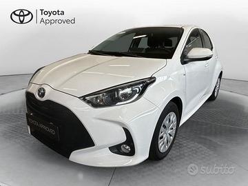 Toyota Yaris Hybrid Active MY22
