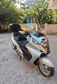 Honda Silver Wing 600