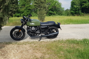 Moto Guzzi V7 lll Stone