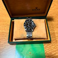 Rolex submariner oyster perpetual date 16610