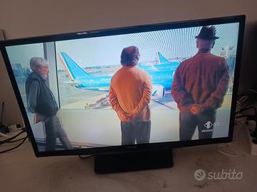 TV 32 POLLICI SAMSUNG PERFETTAMENTE FUNZIONANTE 