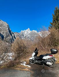 Xmax 250 xracing - YAMAHA