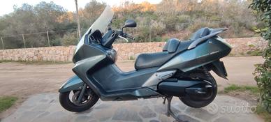 Honda Silver Wing 400