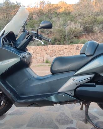Honda Silver Wing 400