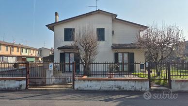 Villa a schiera a bagnolo cremasco