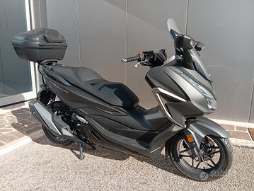 Honda Forza 350 