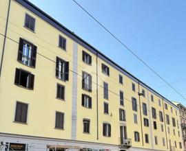 MONOLOCALE A MILANO