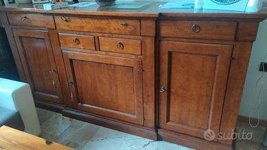 credenza in stile arte povera