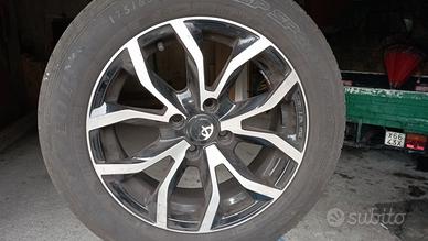 Gomme con cerchio in lega 