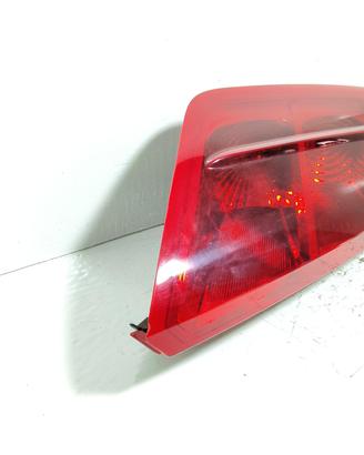 STOP FANALE POSTERIORE SINISTRO FIAT Grande Punto