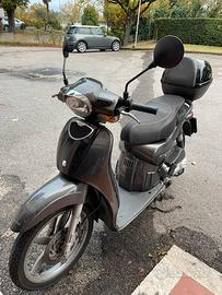 Aprilia Scarabeo 100