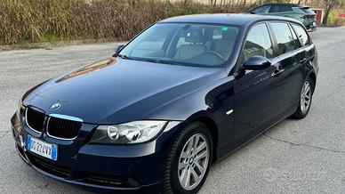 Bmw 320d Cambio Automatico Gancio traino a scompar